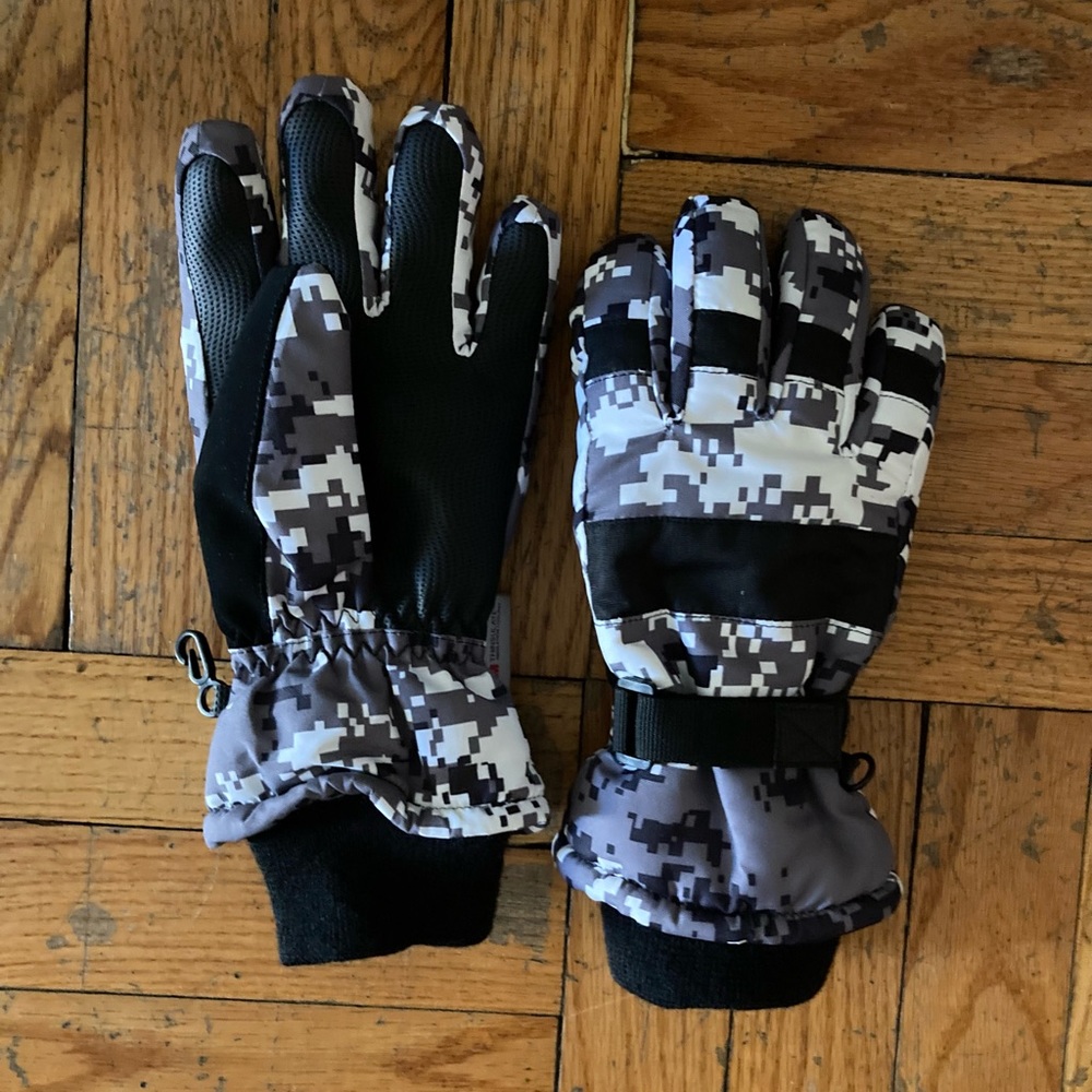 snow gloves